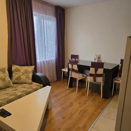 Sea Diamond Family *